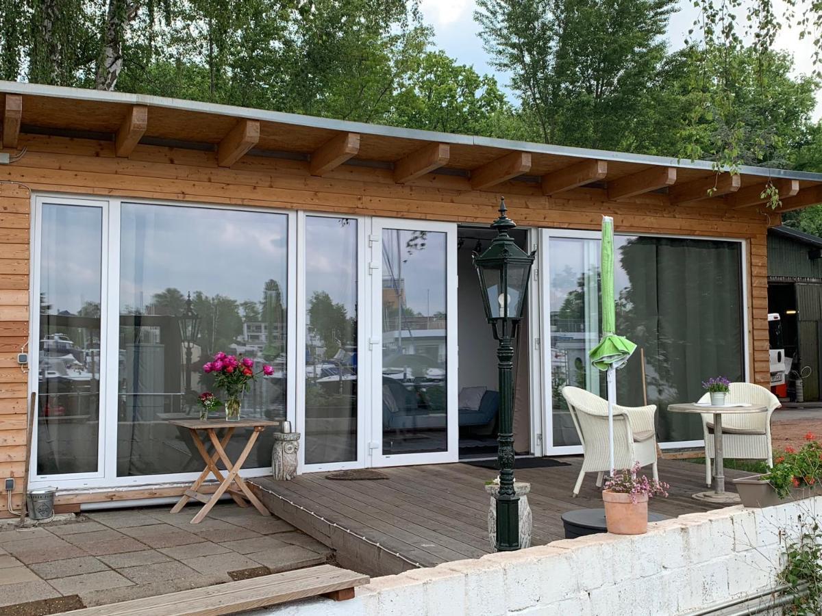 Tiny House Oder Ferienwohnung Auf Der Sunset Marina 베를린 외부 사진