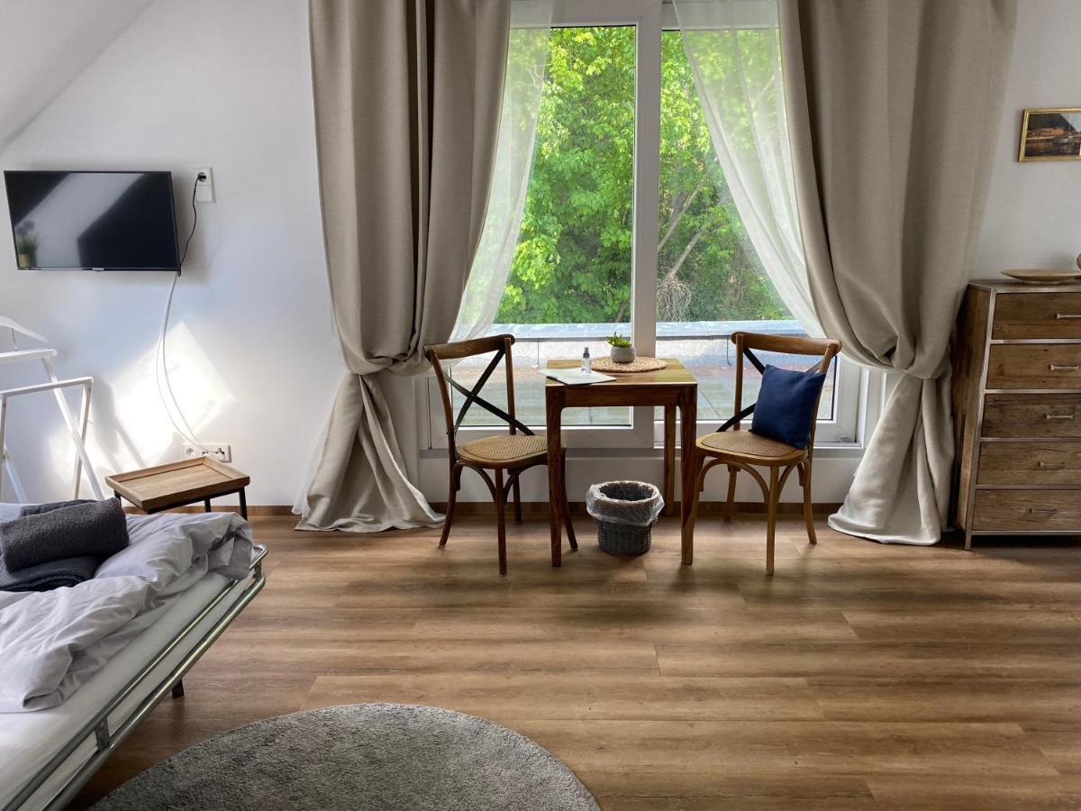 Tiny House Oder Ferienwohnung Auf Der Sunset Marina 베를린 외부 사진