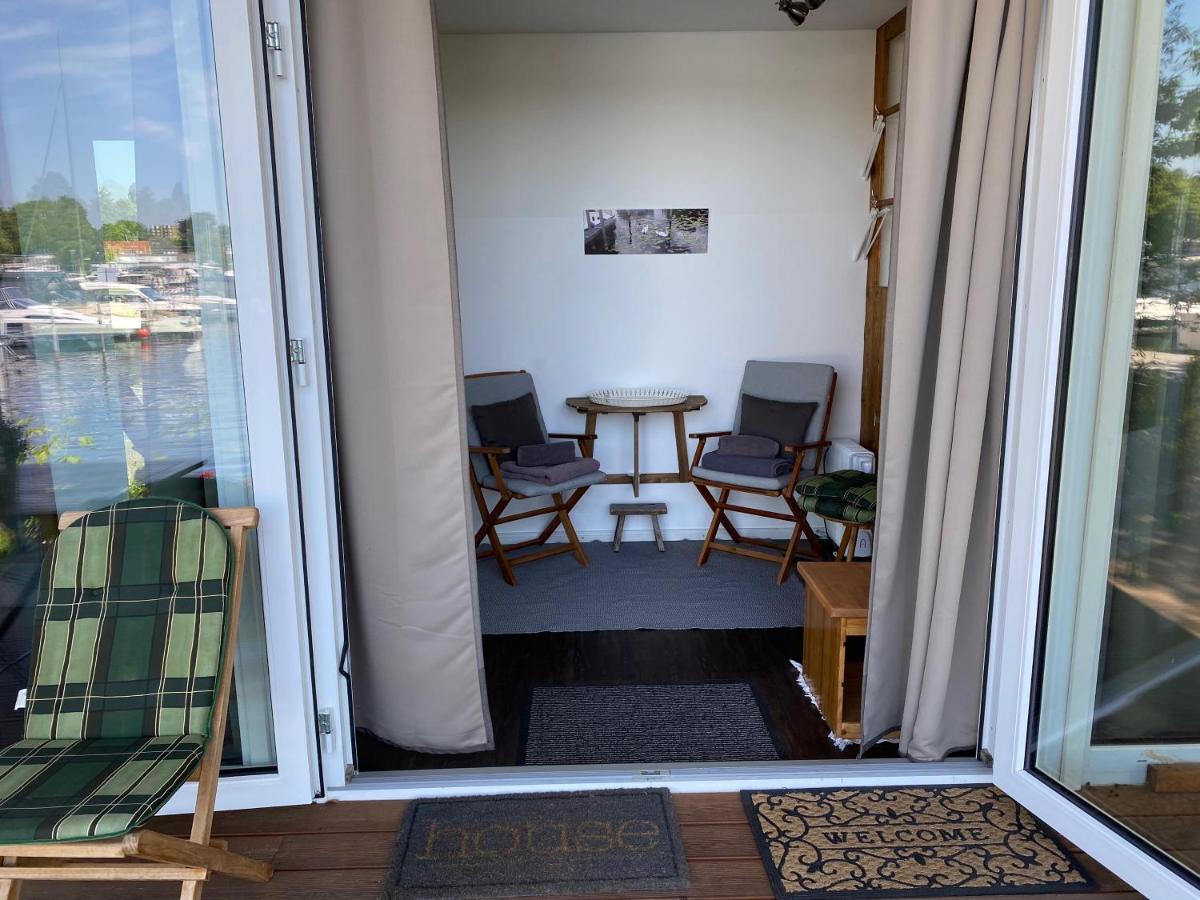Tiny House Oder Ferienwohnung Auf Der Sunset Marina 베를린 외부 사진