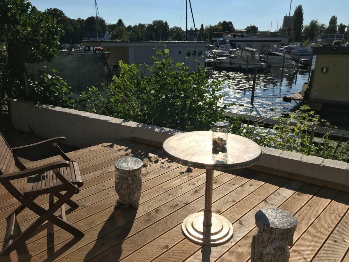 Tiny House Oder Ferienwohnung Auf Der Sunset Marina 베를린 외부 사진